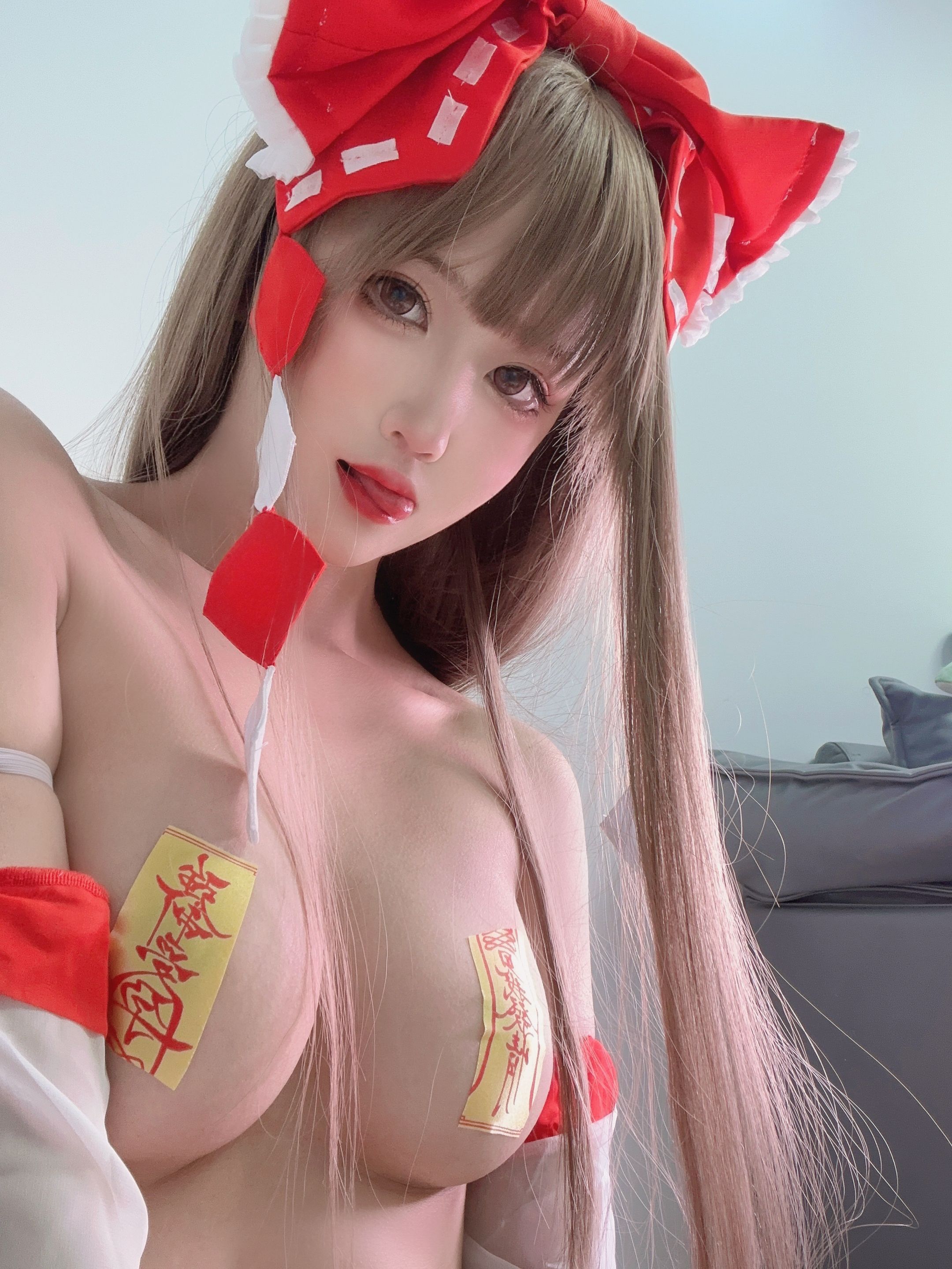 Hình Cosplay Chương 390 69 Trang 10