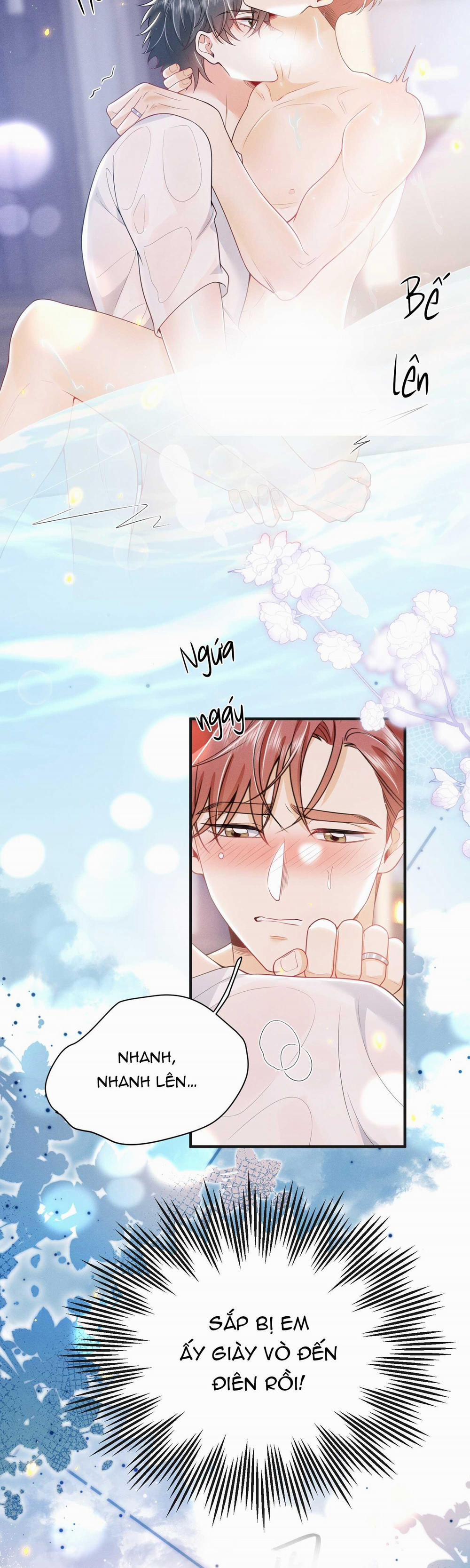 Ánh Mắt Em Trai Nhìn Tôi Ngày Một Kì Lạ 55 trang 5