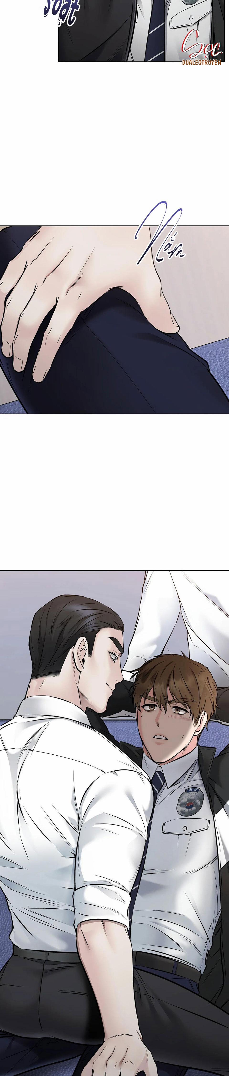 Bên Trong Lớp Cảnh Phục 14 trang 12