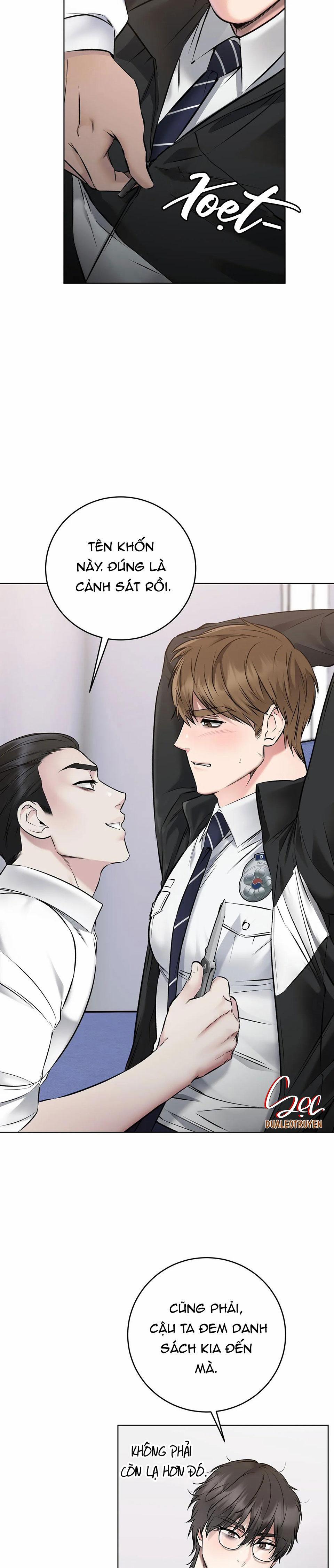 Bên Trong Lớp Cảnh Phục 14 trang 3