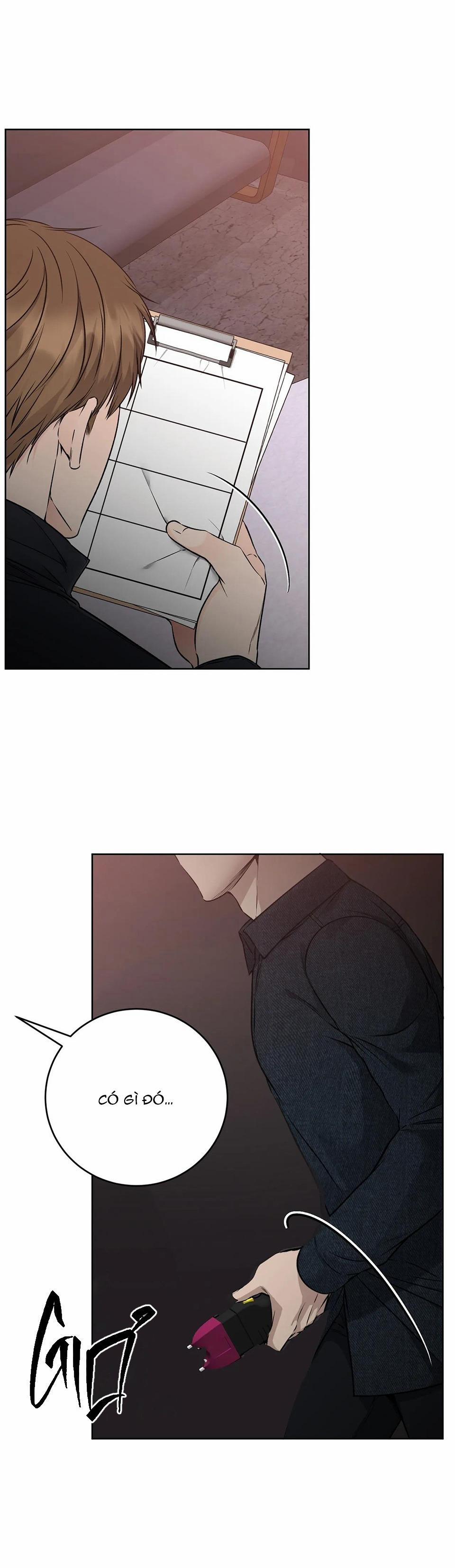 Bên Trong Lớp Cảnh Phục 24 trang 32