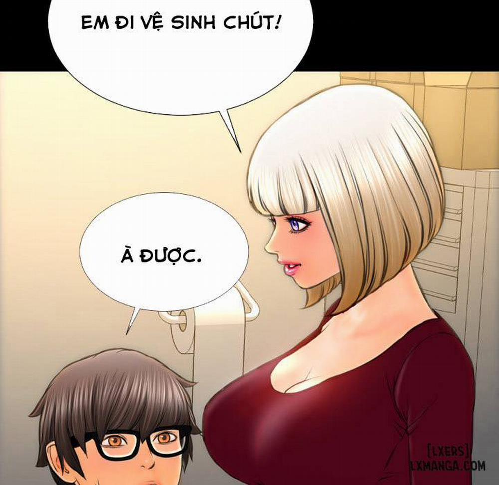 Cửa Hàng Đồ Chơi Người Lớn 42 trang 98