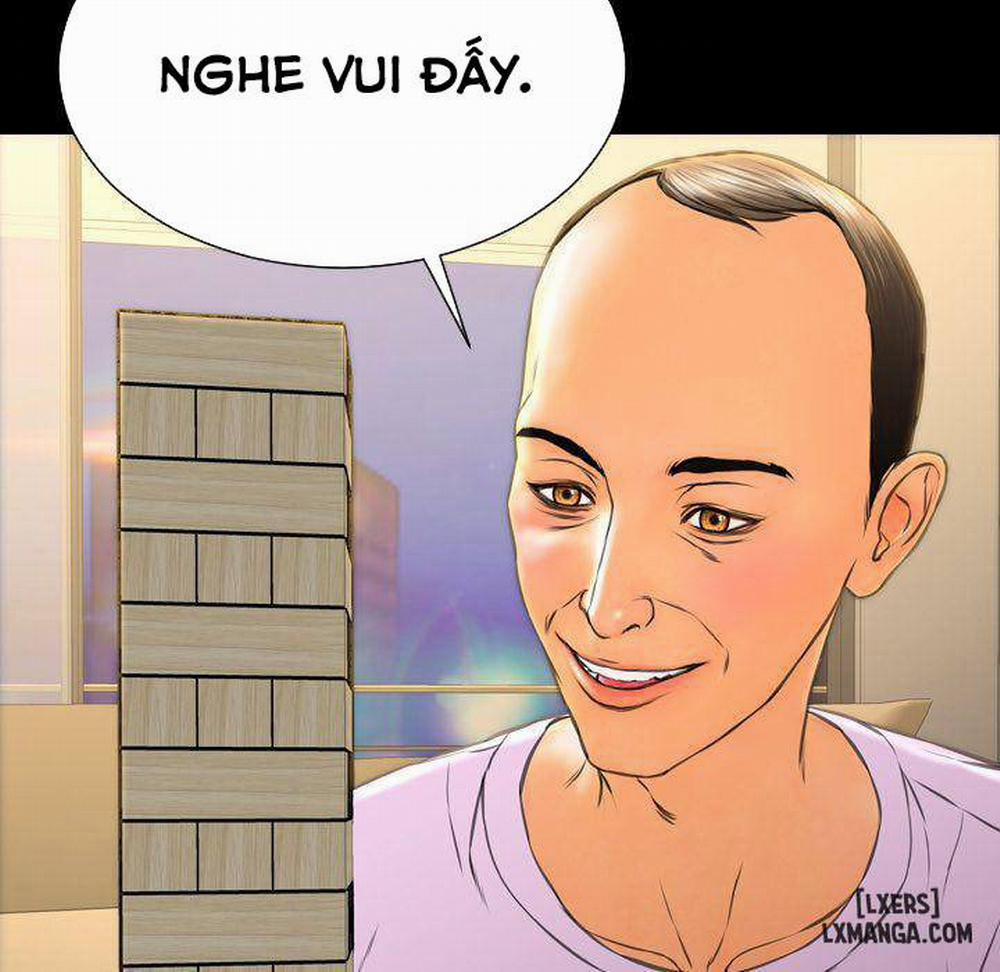 Cửa Hàng Đồ Chơi Người Lớn 68 trang 136