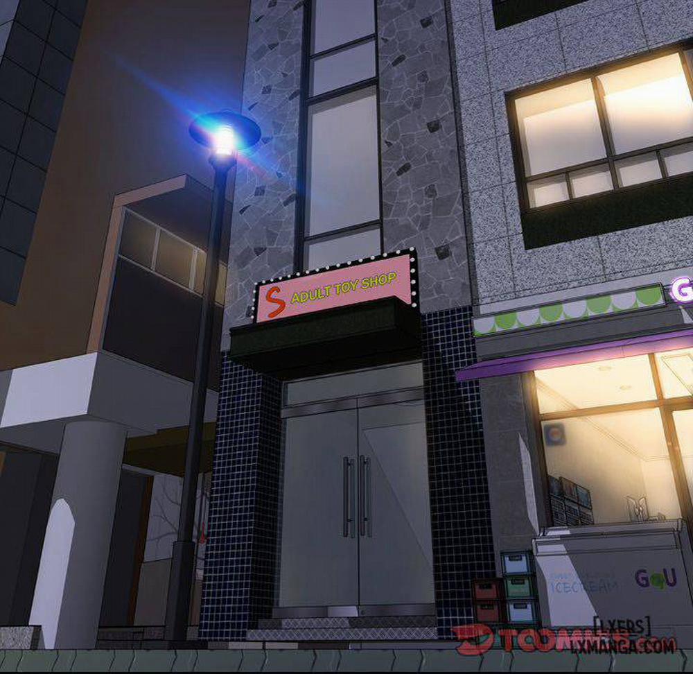 Cửa Hàng Đồ Chơi Người Lớn 72 trang 77