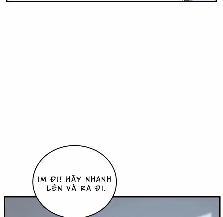 Cùng nhà với cô nàng dâm đãng 18 trang 10