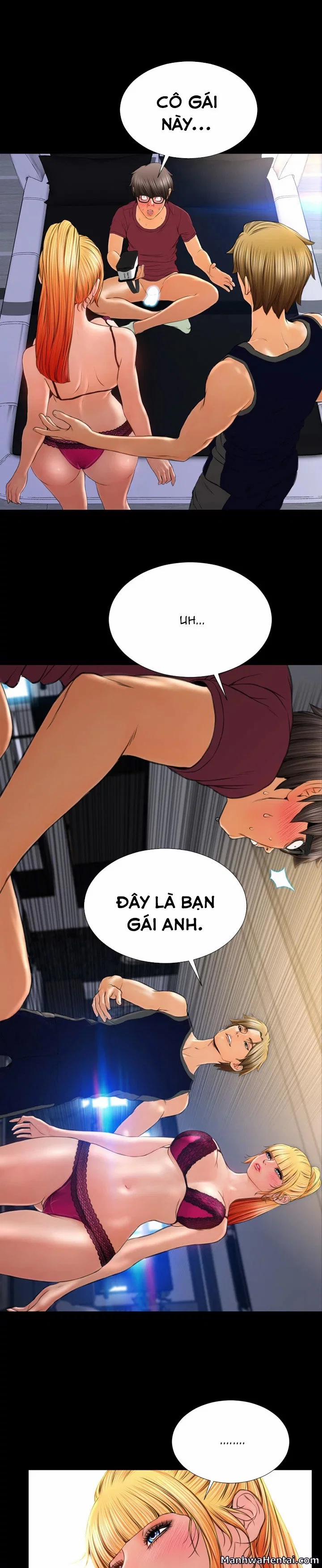 Em gái bán hàng sextoy 20 trang 31