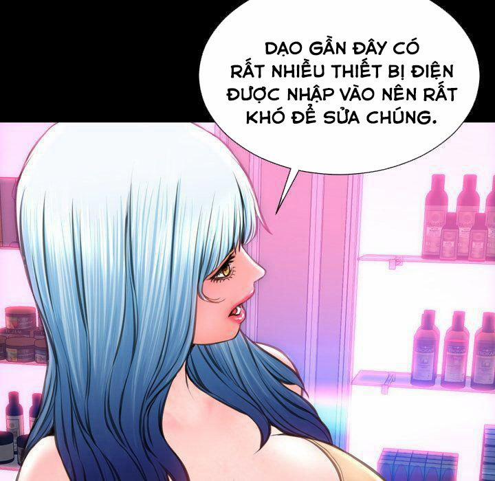 Em gái bán hàng sextoy 66 trang 74