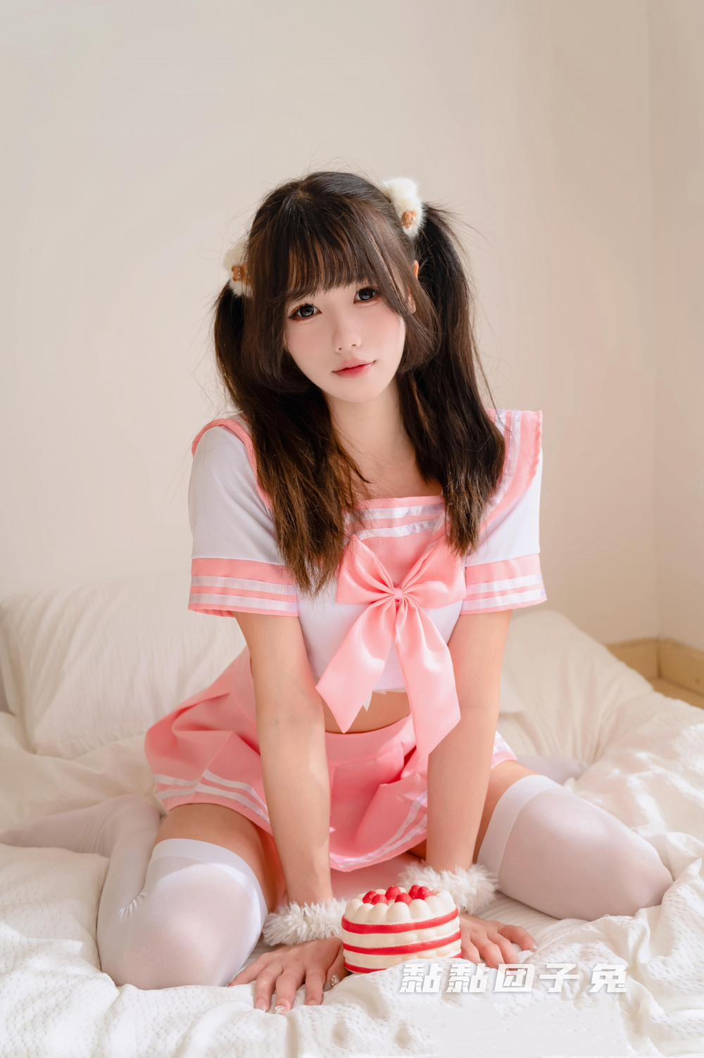 Hình Cosplay 698 0 Niantutu trang 1