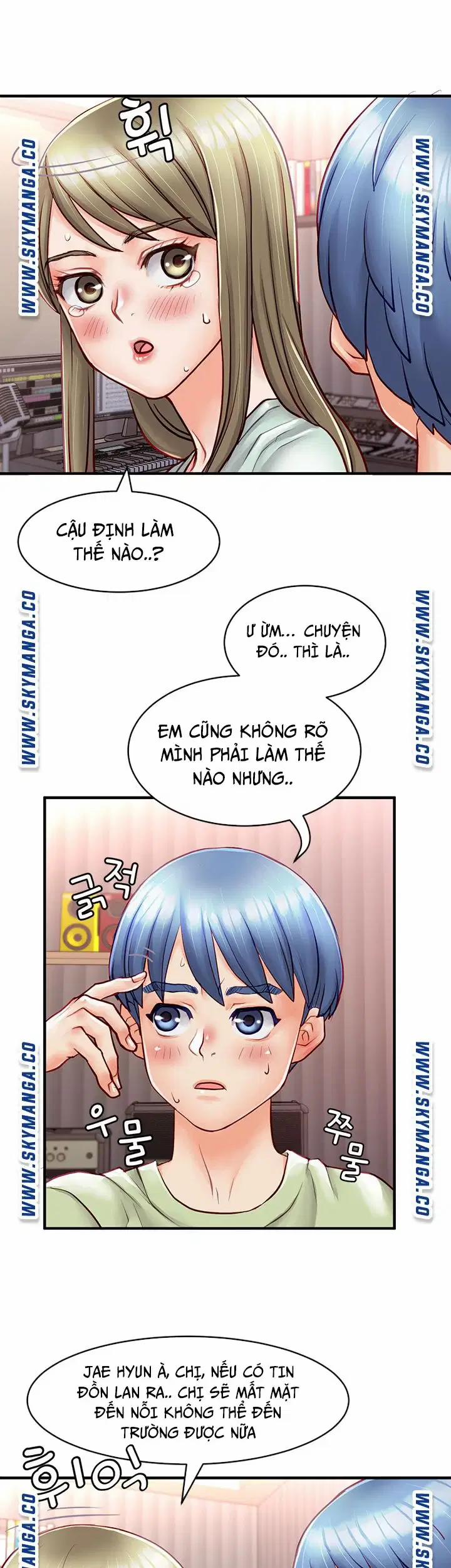Làm tình ở CLb truyền thông 1 trang 10