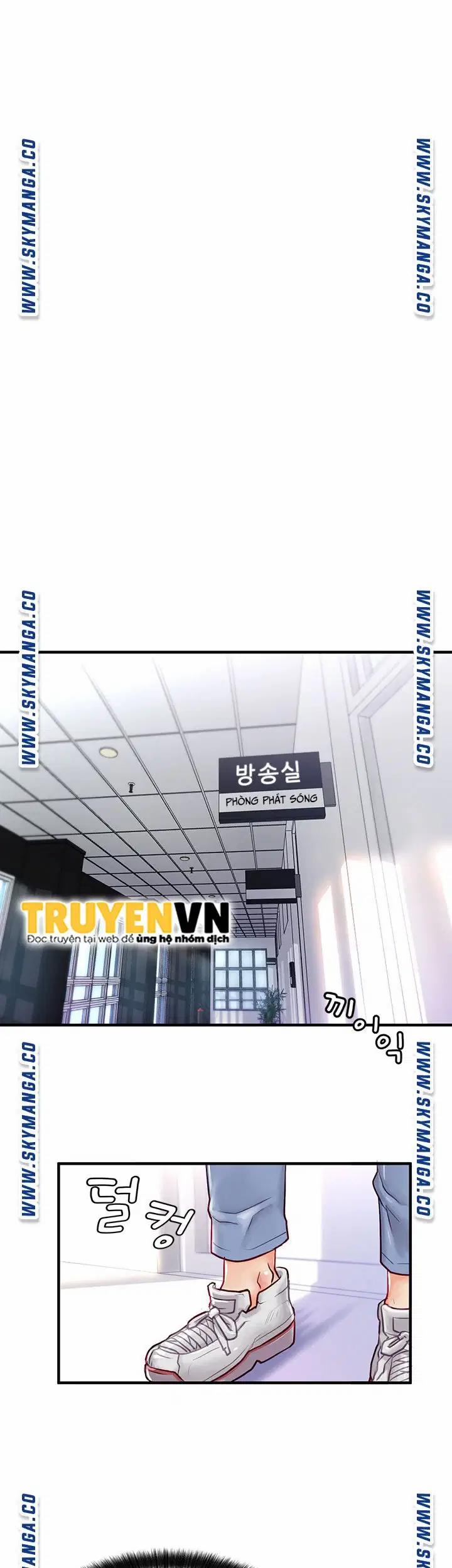 Làm tình ở CLb truyền thông 1 trang 19