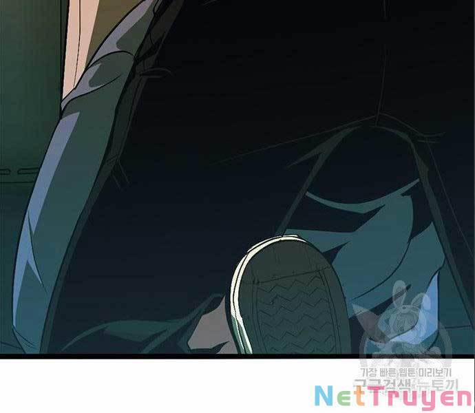 Ngục Tù Đẫm Máu 12 trang 221