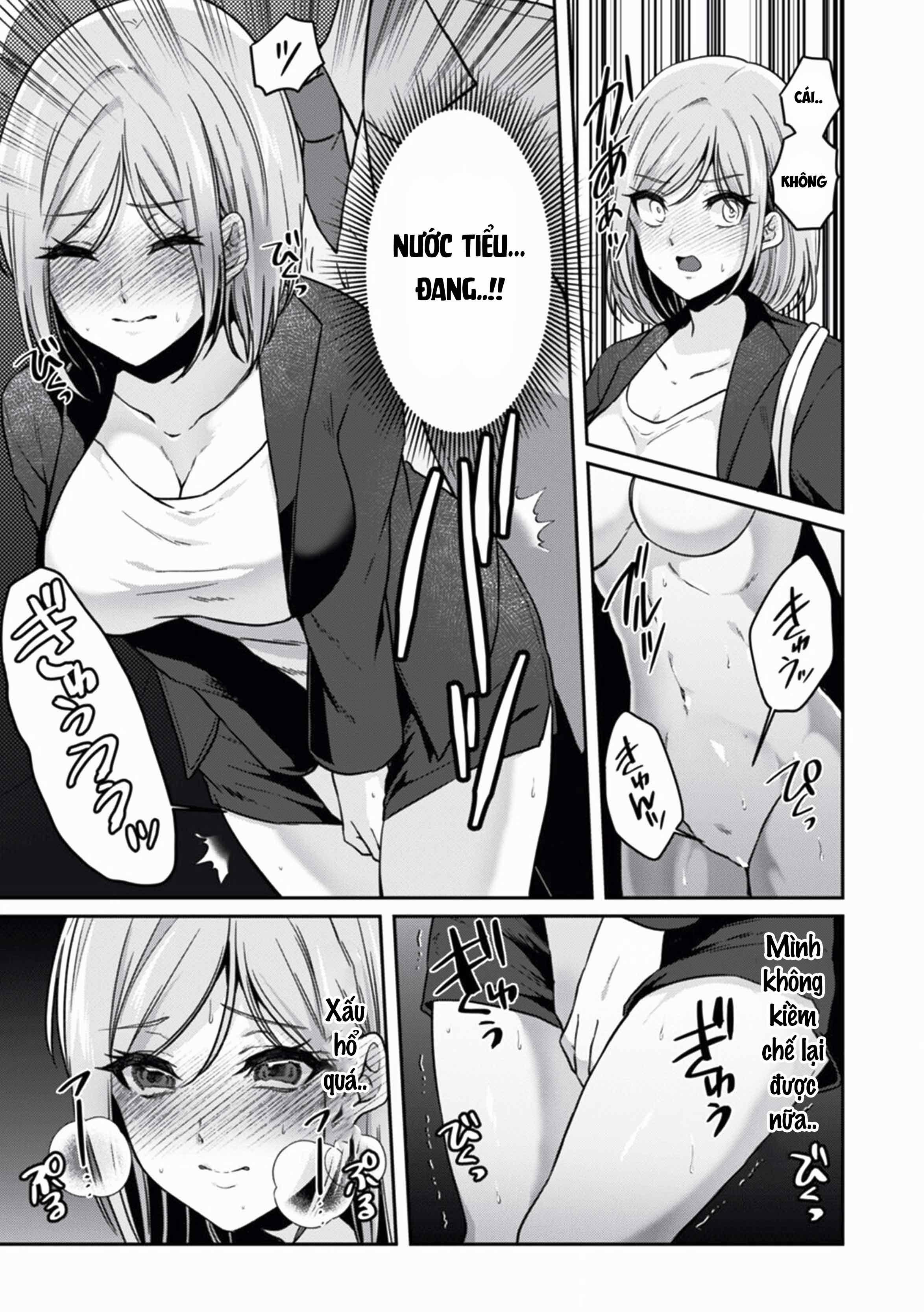 Sắp Không Kiềm Chế Nổi Trên Chuyến Tàu Đông Đúc 1.1 trang 10