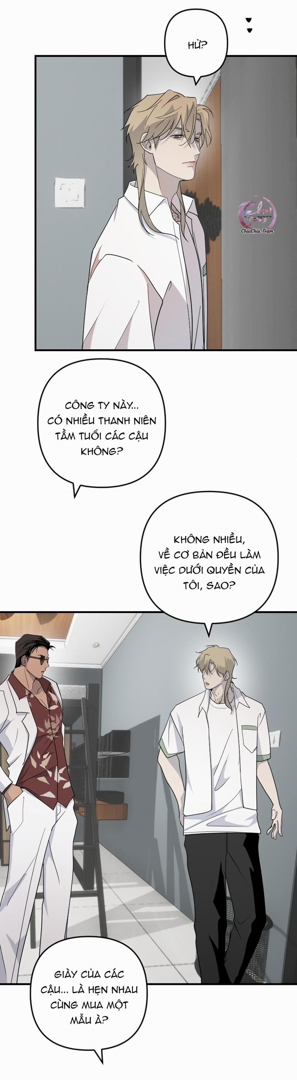 Tên Hàng Xóm Cứ Dán Mắt Vào Tôi 34 trang 17