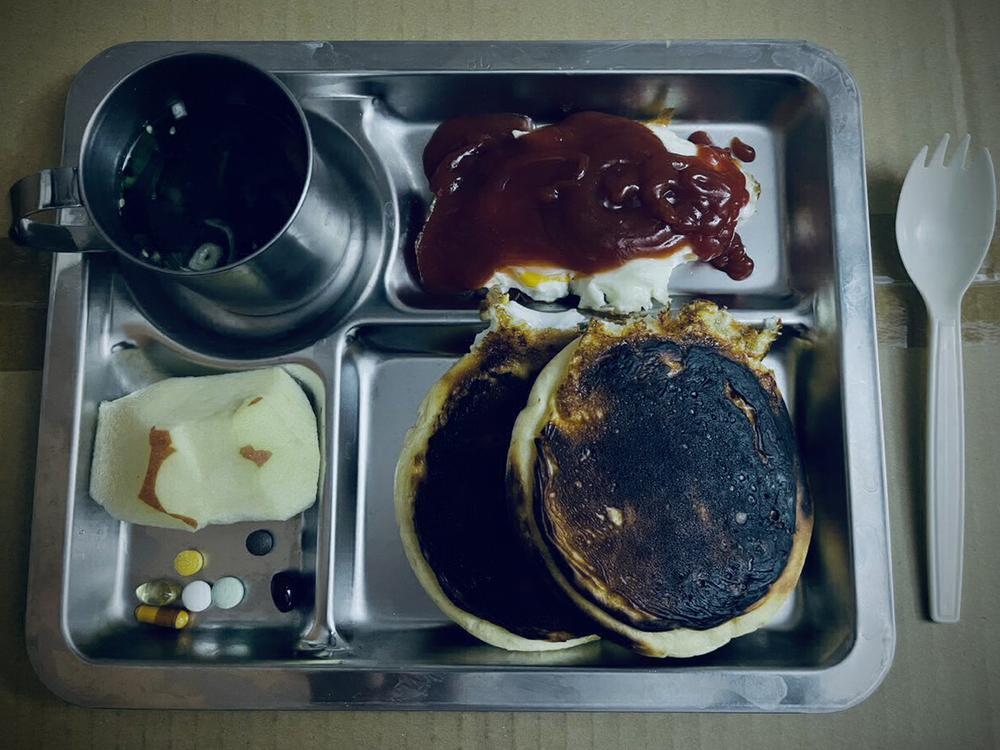 Tôi Bị Một Nữ Sinh Trung Học Kỳ Lạ Giam Cầm 10 trang 6