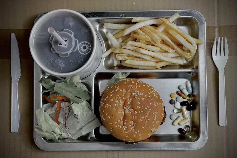 Tôi Bị Một Nữ Sinh Trung Học Kỳ Lạ Giam Cầm 21 trang 5